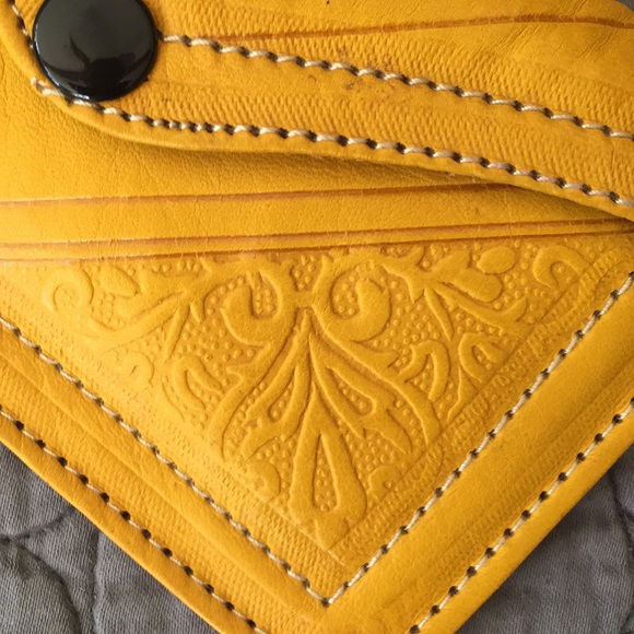 🎉Host Pick🎉 Handmade Moroccan Leather Wallet - Picture 5 of 5